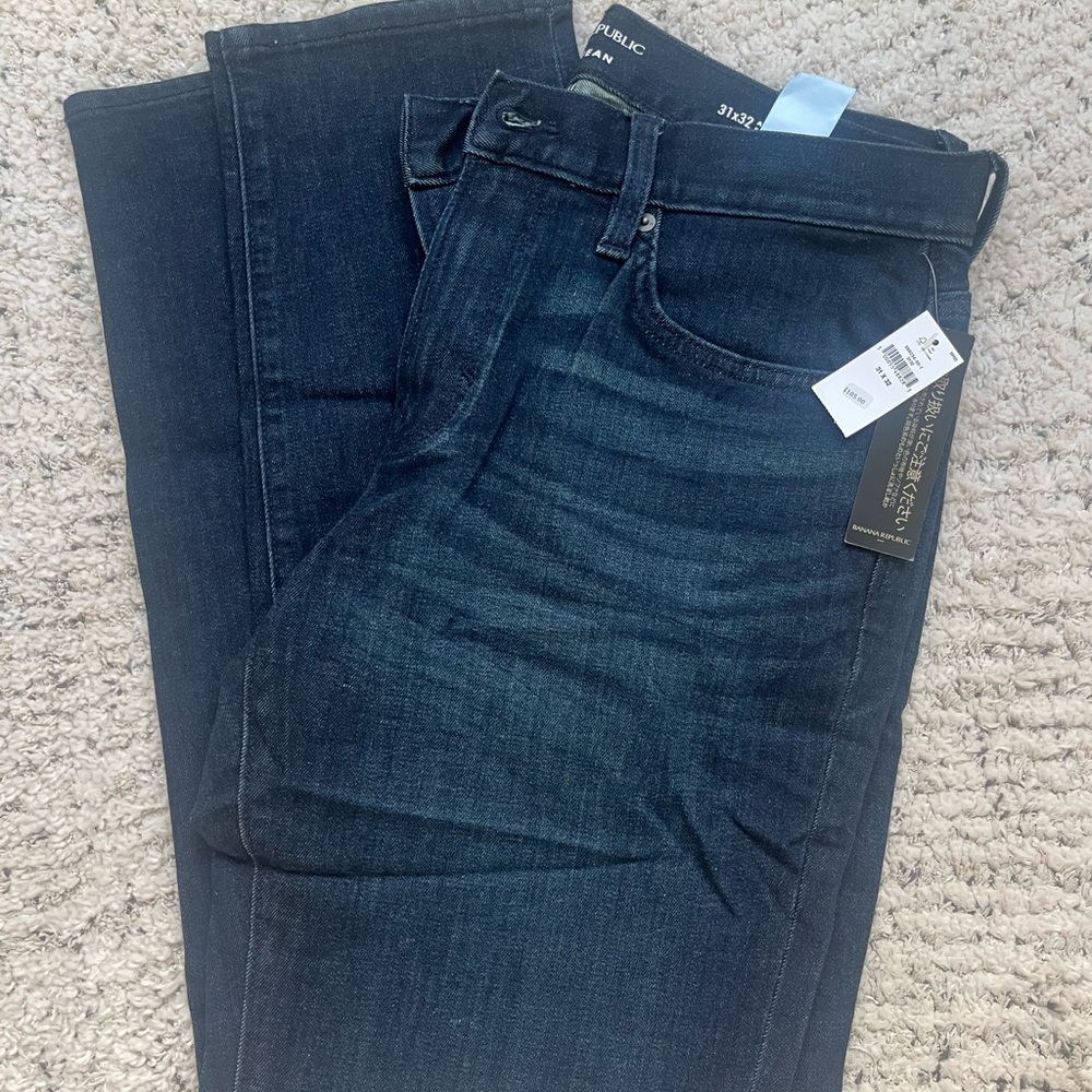 *NWT* Banana Republic Athletic Fit Jeans